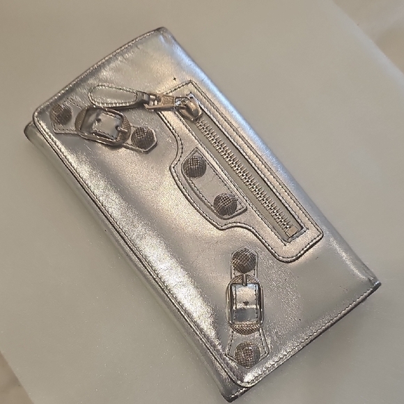 Balenciaga Silver Women's Wallet - Picture 1 of 15